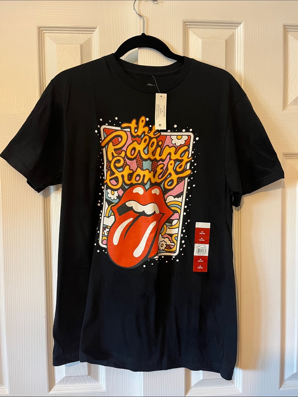 NWT Men’s Rolling Stones Black Graphic Tee with Iconic Tongue Logo Size M 38/40